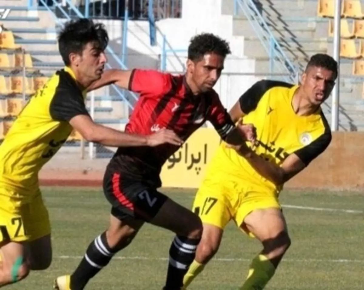 جنگ صعود در لیگ یک بالا گرفت