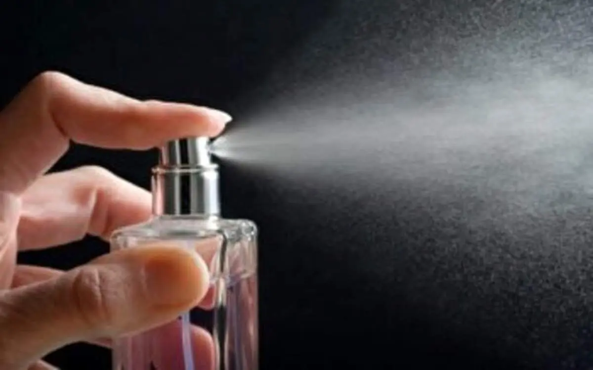 سرقت ۲۰ هزار دلار عطر با روش خاص! + فیلم