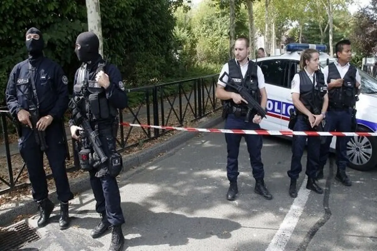 ۴ کشته و زخمی در تیراندازی و حمله با چاقو در فرانسه