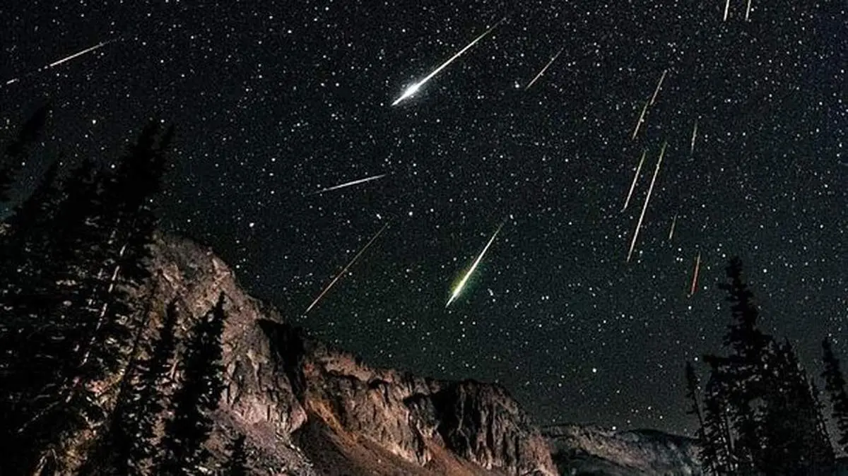 بارش شهابی بَرساوُشی سال ۲۰۲۱ آسمان شب را روشن میکند
