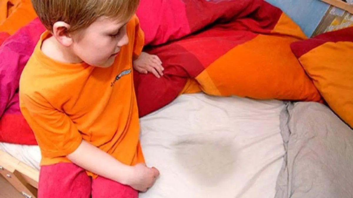 چگونه با شب ادراری کودک برخورد کنیم؟