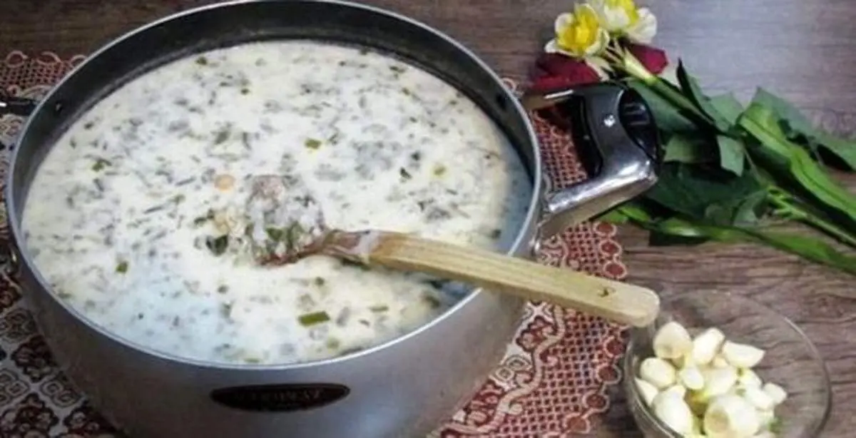 طرز تهیه آش دوغ اردبیل