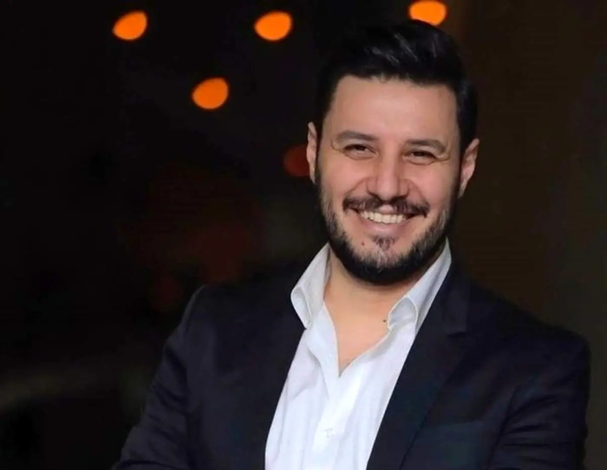 جواد عزتی درحال اجرای تئاتر خیابانی + عکس