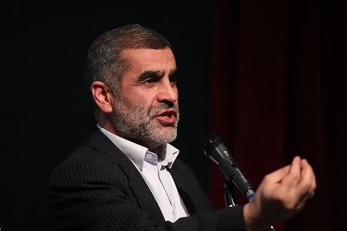 واکنش نیکزاد به طفره رفتن سفیر «اسلوونی» به سوال خبرنگار ایرانی