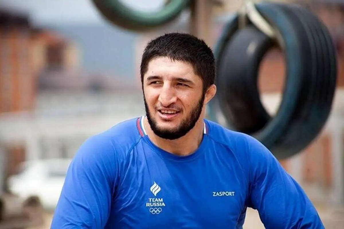 تمرینات آماده‌سازی ستاره تیم ملی کشتی روسیه در بهشت + فیلم