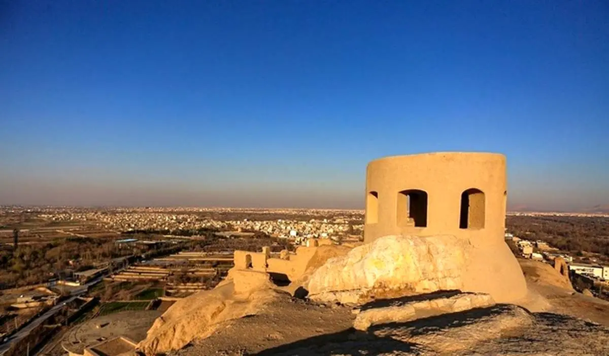آتشگاه، معبدی بر فراز کوه اصفهان