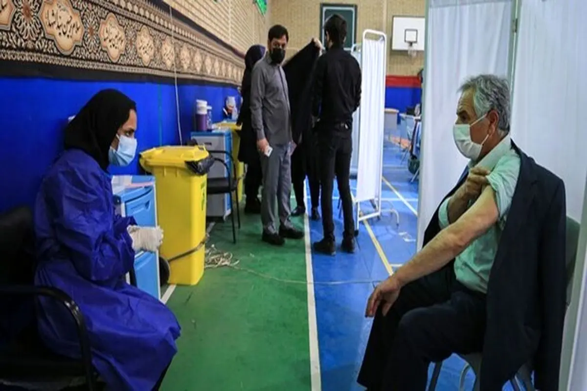 واکسیناسیون افراد بالای ۴۵ سال در خوزستان