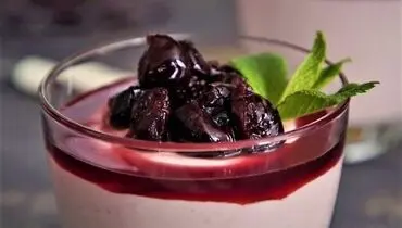 طرز تهیه پوره ماست و گیلاس و نعناع