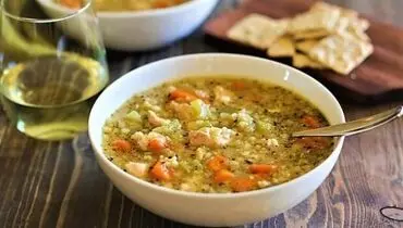 طرز تهیه سوپ مرغ و برنج قهوه ای خوشمزه