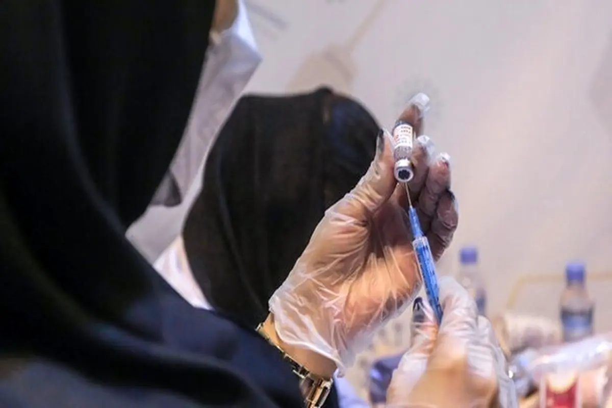 بیش از ۹ میلیون ایرانی دوز اول واکسن کرونا را دریافت کردند