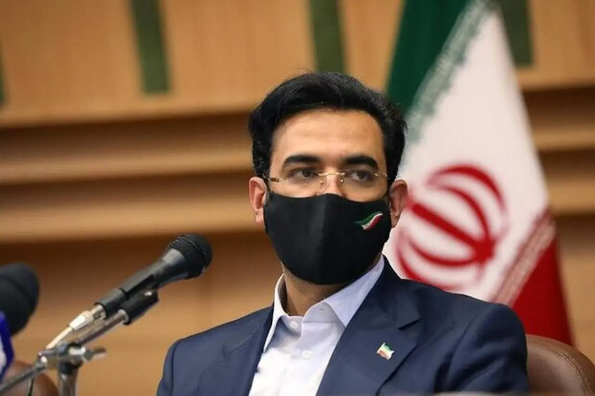 آذری جهرمی: تصویب طرح صیانت از کاربران نظام حکمرانی فضای حقیقی را تضعیف می‌کند