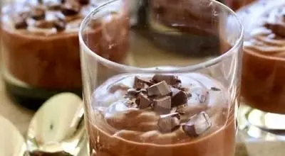 پودینگ شکلاتی ۵ دقیقه‌ای؛ دسر فوری با طعم حرفه‌ای+تصاویر