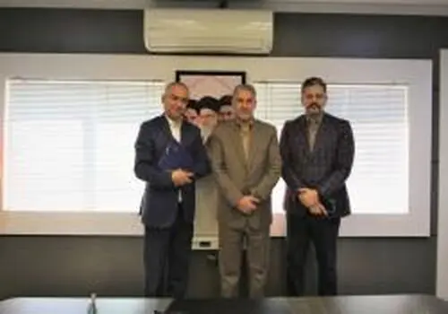گپ و گفت مدیرعامل بانک سرمایه با همکاران شعبه کریمخان