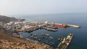 حمله مستقیم عربستان به ۲ کشتی اماراتی در بندر المکلا