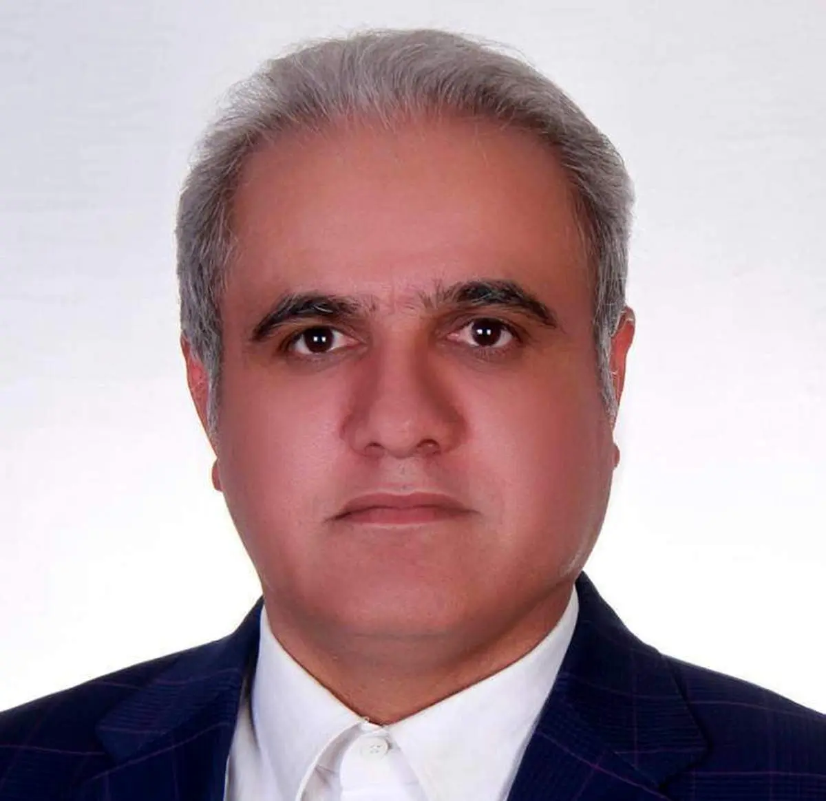 انوشیروان جمشیدزهی، کاندیدای بلوچ از حوزه انتخابیه زاهدان تایید صلاحیت شد  