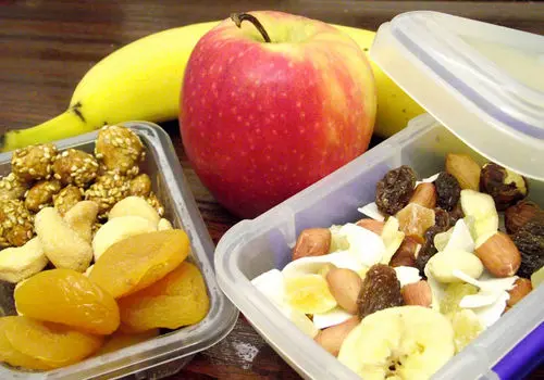 میان‌وعده‌های سالم؛ راهی برای افزایش انرژی و تمرکز دانش‌آموزان

