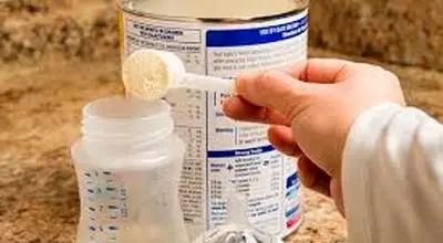 شیرخشک‌های ایرانی به جای بازار داخلی، سر از بازارهای قاچاق کابل درآورد!