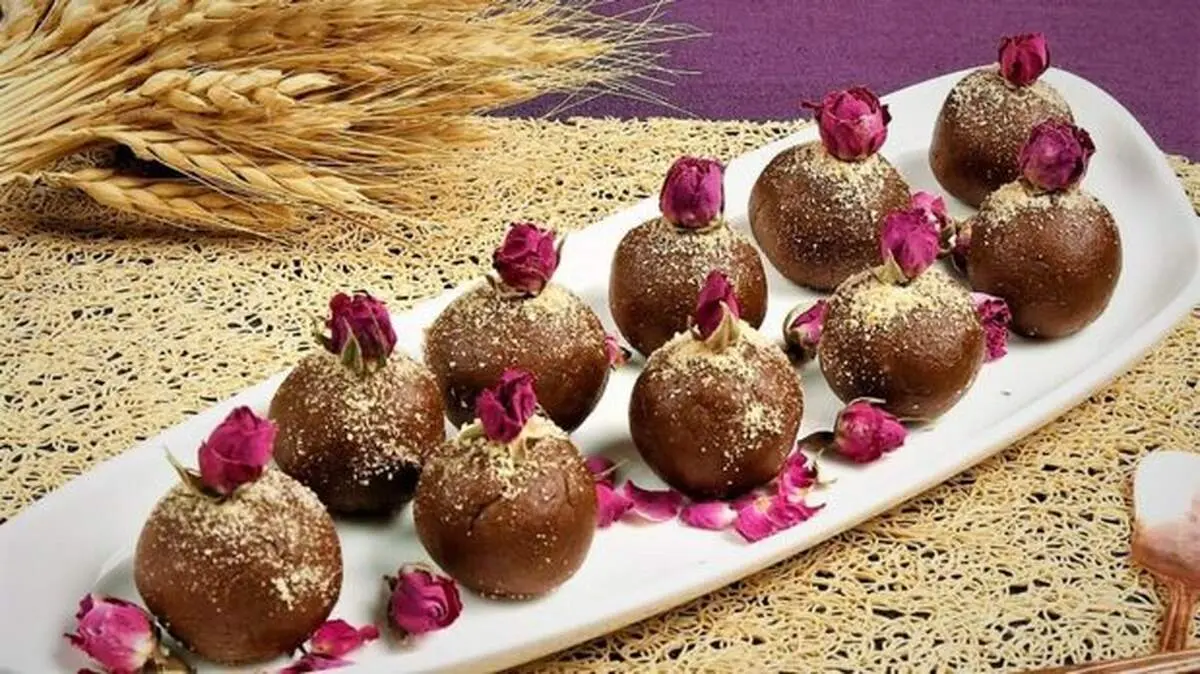 طرز تهیه حلوا خرما خوشمزه