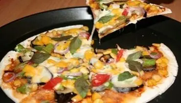 طرز تهیه پیتزا کیپر و بادمجان