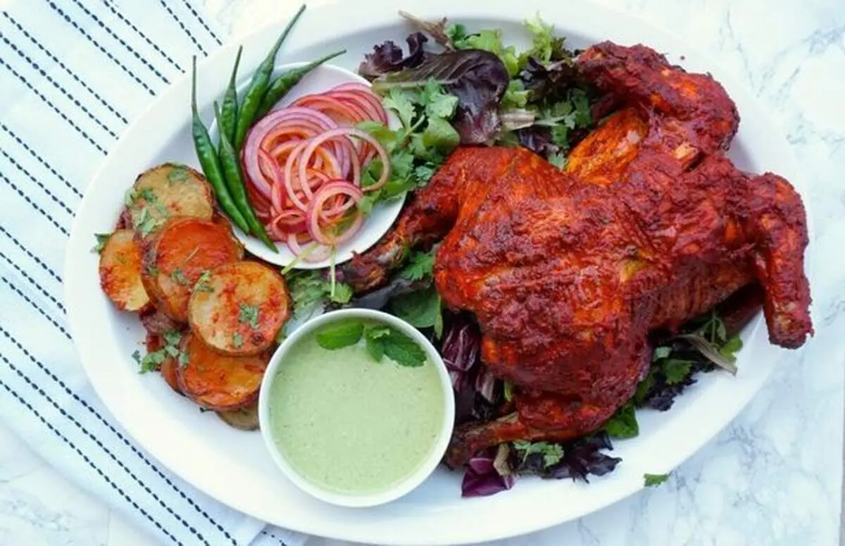 طرز تهیه مرغ تندوری هندی در فر