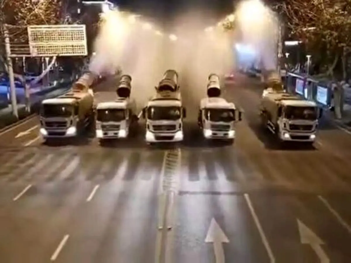 ضدعفونی کردن خیابانها و مکانهای عمومی چین + فیلم