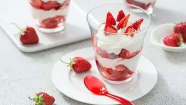 طرز تهیه فروماژ توت فرنگی خوشمزه