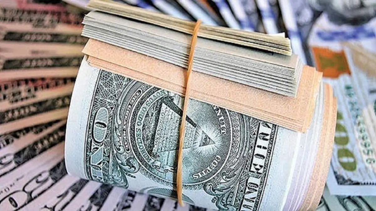 روند صعودی قیمت ارز در بازار؛ دلار ۲۵ هزار و ۴۵۲ تومان است