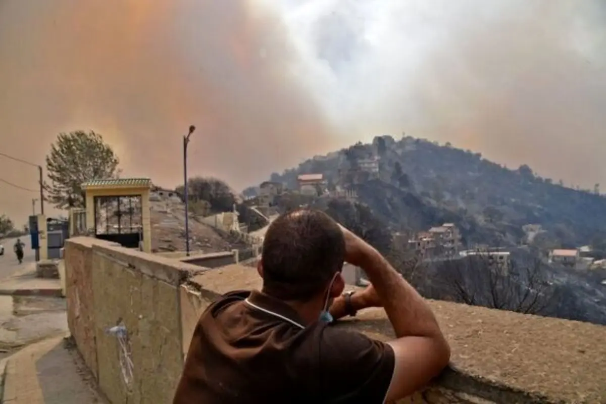 آتش سوزی در الجزایر بیش از ۴۰ نفر را به کام مرگ فرستاد