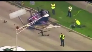 سقوط یک هلیکوپتر بر روی یک بزرگراه در شیکاگو + فیلم