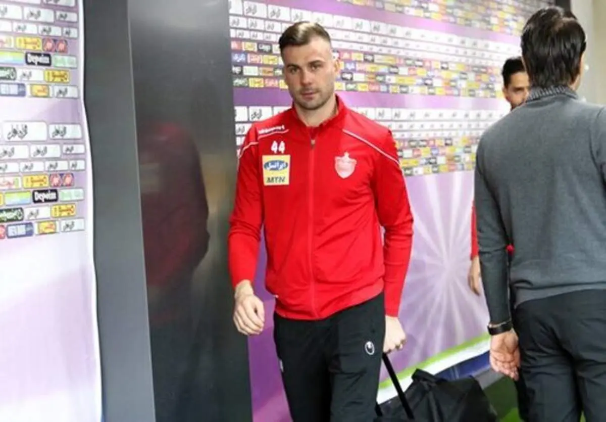 گلر پرسپولیس ایران را ترک می‌کند