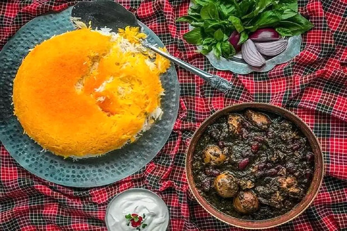 طرز تهیه خورش سبزی یا قورمه سبزی اهوازی