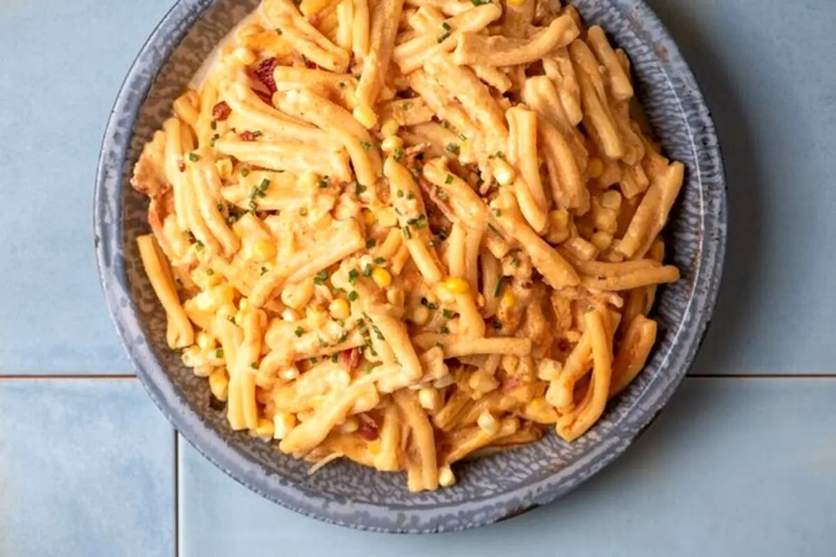 طرز تهیه ماکارونی پنیر خامه ای لذیذ و خوشمزه