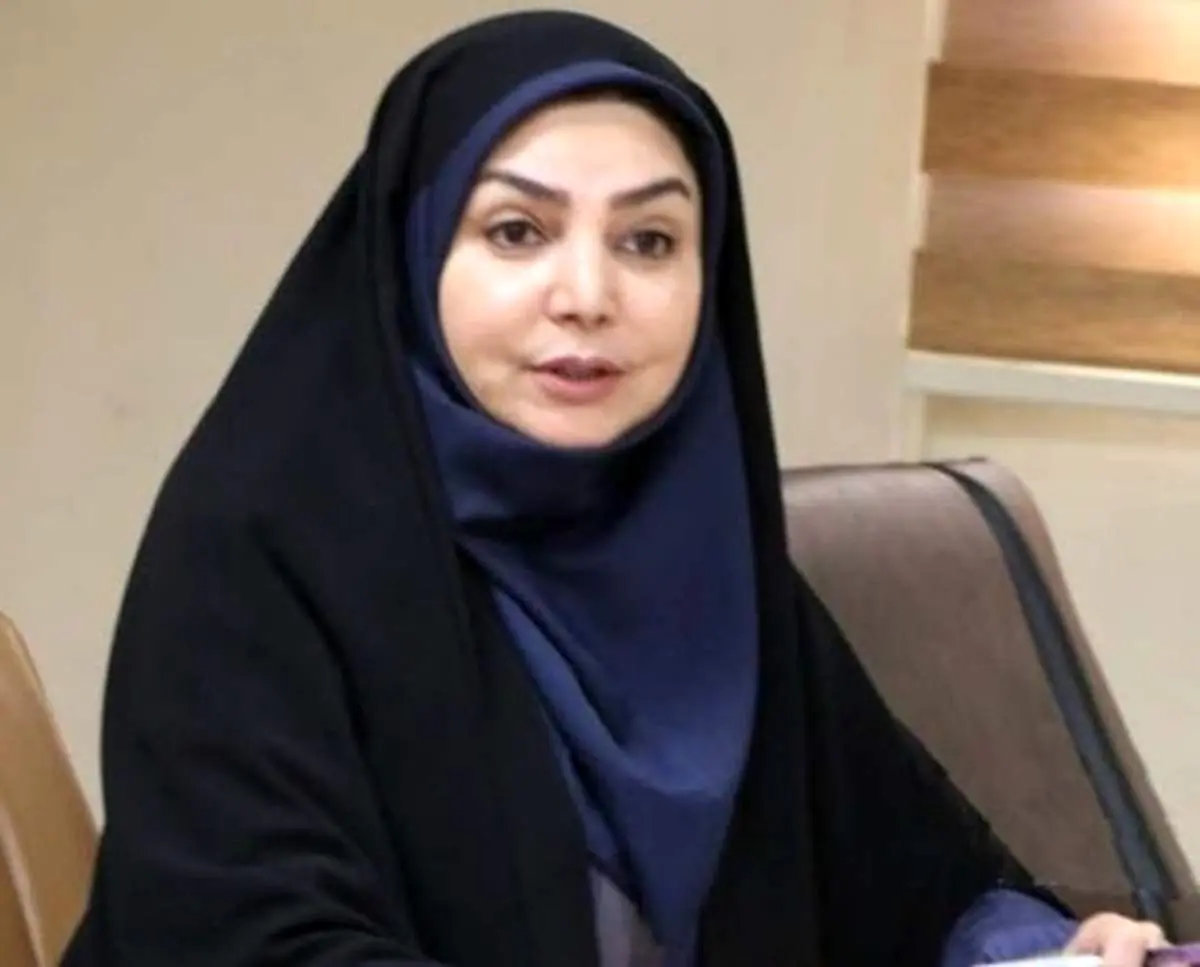 لاری: تزریق هیچ کدام از واکسنهای کرونا برای خانمهای کمتر از ۵۰ سال ممنوعیت ندارد