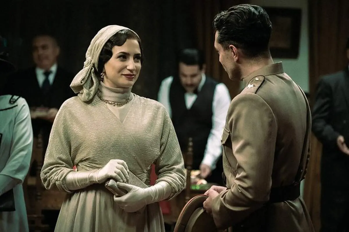 خوانندگی یک زن با مردان در سریال خاتون+ فیلم