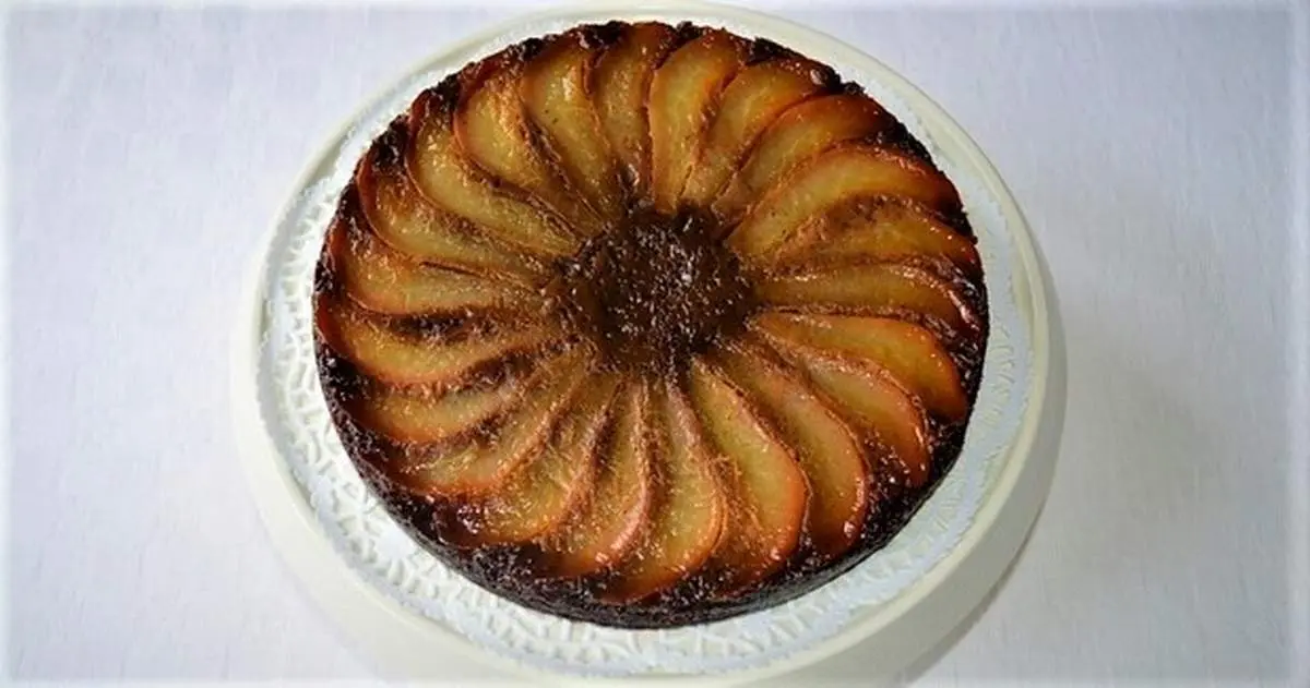 طرز تهیه پودینگ گلابی و زنجبیل