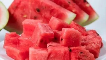 خوردن هندوانه قبل از انجام این کار ممنوع!