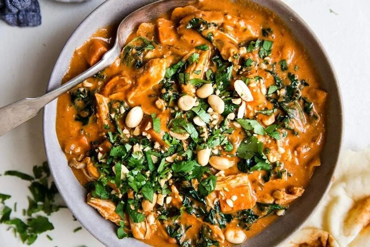 طرز تهیه سوپ بادام زمینی، خوشمزه و مقوی