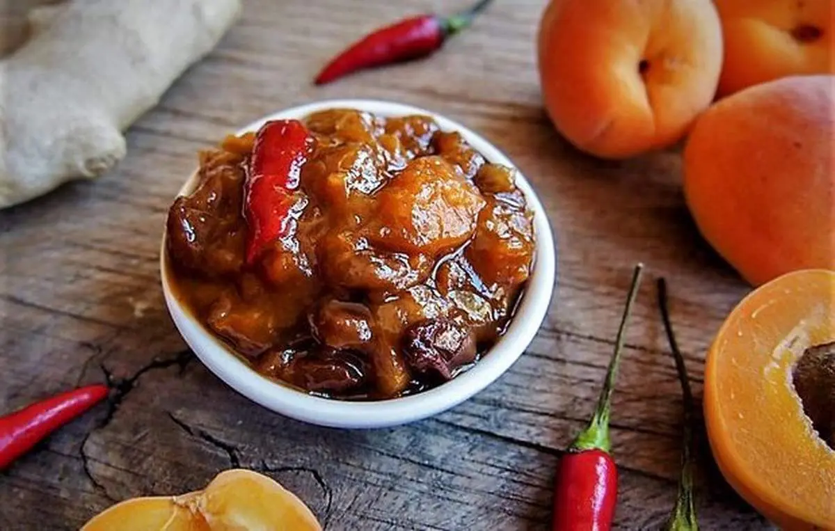 طرز تهیه ترشی زردآلو خوشمزه