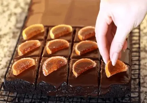 طرز تهیه دسر شکلاتی مخصوص درآمد زایی و مهمانی ها+ فیلم