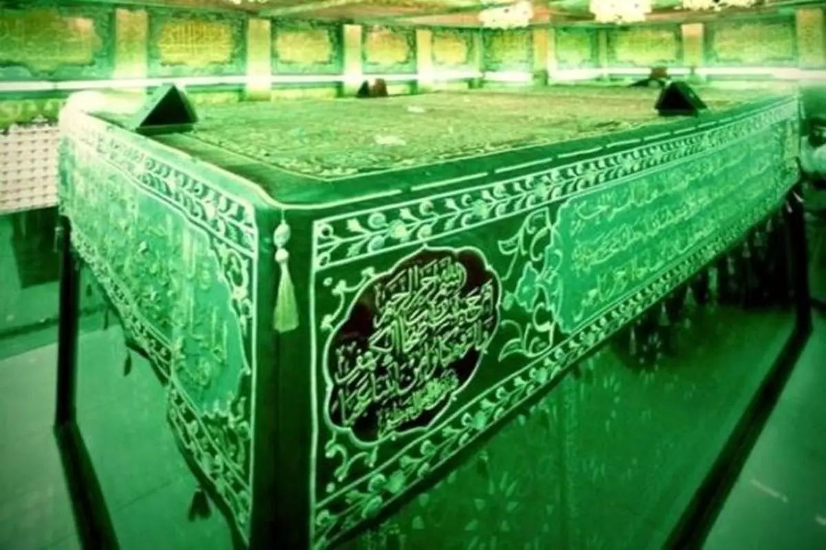 شعری که روی سنگ قبر قمربنی هاشم(س) حک شده +عکس