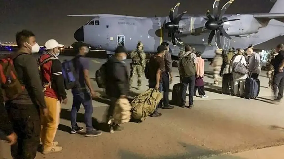 ناتو: بیش از ۱۸ هزار نفر از طریق فرودگاه کابل تخلیه شدند