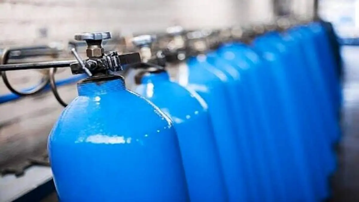 ارسال فوری ۵۰۰ کپسول اکسیژن به خوزستان توسط ستاد اجرایی فرمان امام