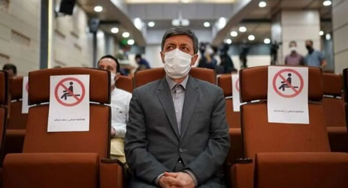 موافقت رهبرانقلاب با کنارهگیری پرویز فتاح از هیئت امنای کمیته امداد