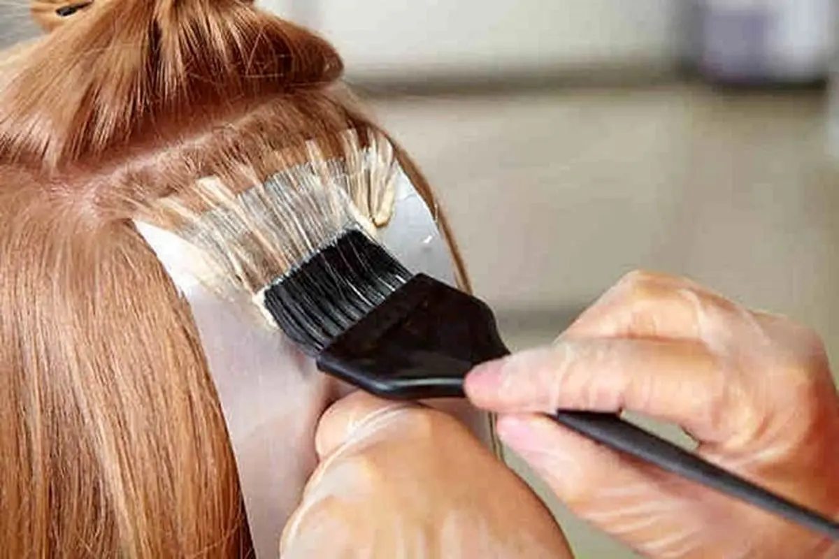 خطرات مرگبار صاف کردن و رنگ کردن مو