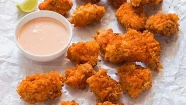 طرز تهیه فینگر فود پاپس مرغ کنجدی خوشمزه