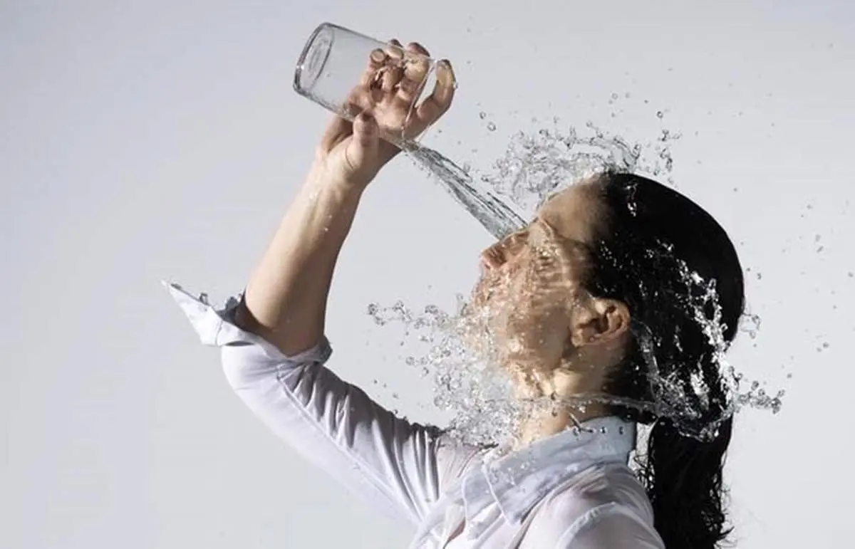 نشانه های هشدار دهنده کم آبی بدن چیست؟