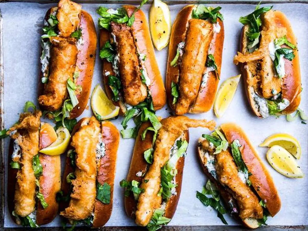 طرز تهیه سوسیس ماهی خانگی یا فیش داگ