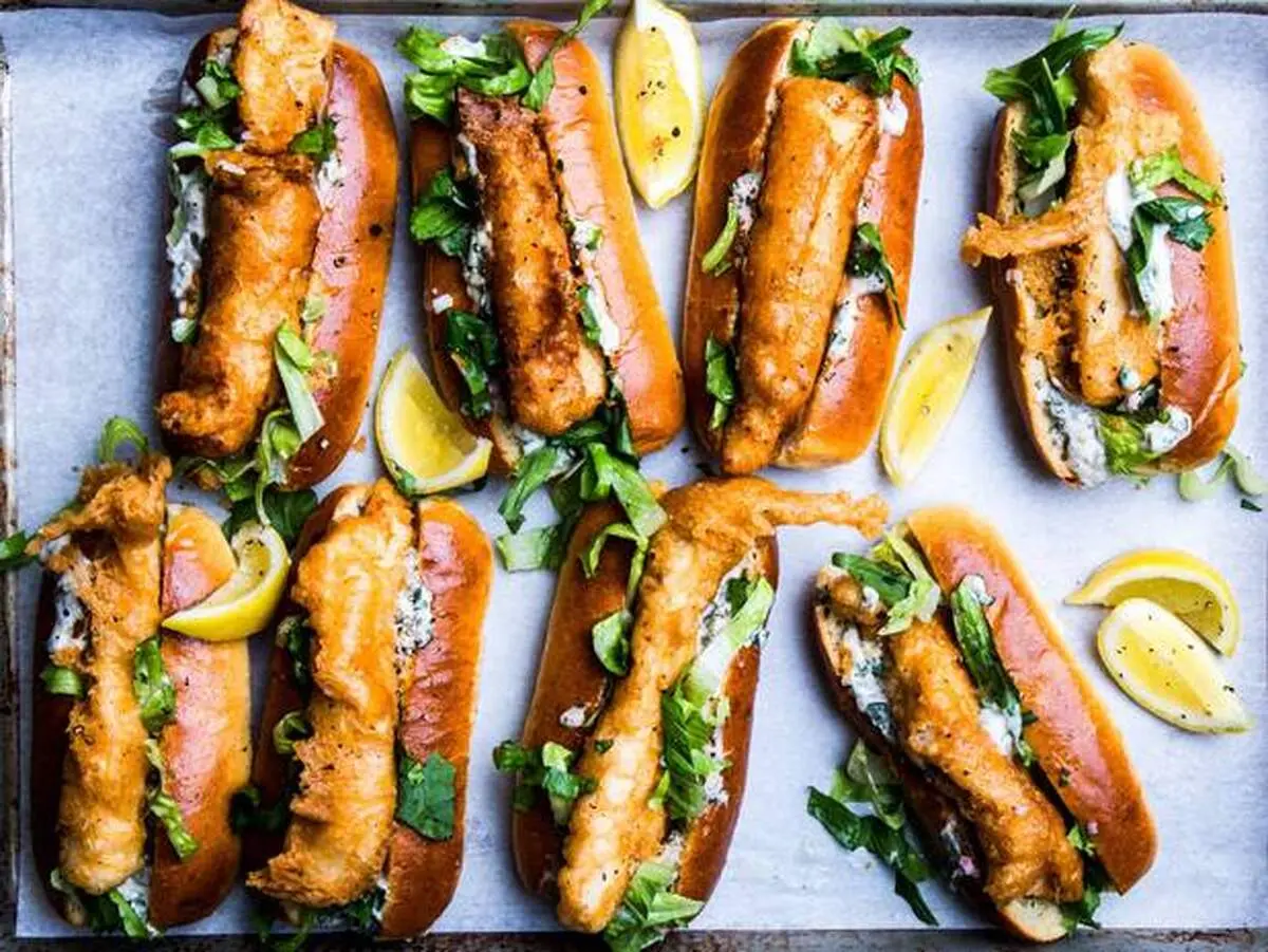 طرز تهیه سوسیس ماهی خانگی یا فیش داگ
