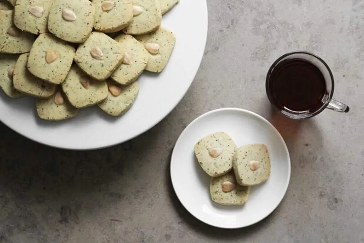طرز تهیه شیرینی قرابیه آردی به روش ترکیه ای
