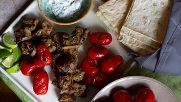 طرز تهیه کنجه کباب لاری با گوشت خوشمزه